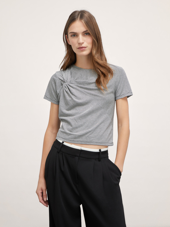 Micro-striped T-shirt with knot