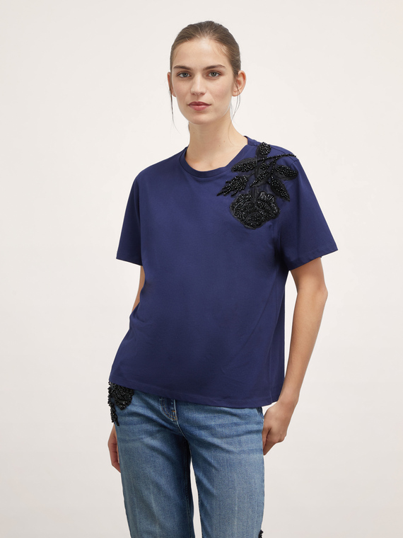 T-shirt in cotone con patch ricamato