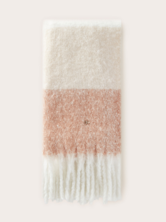 Cloth scarf with colored band