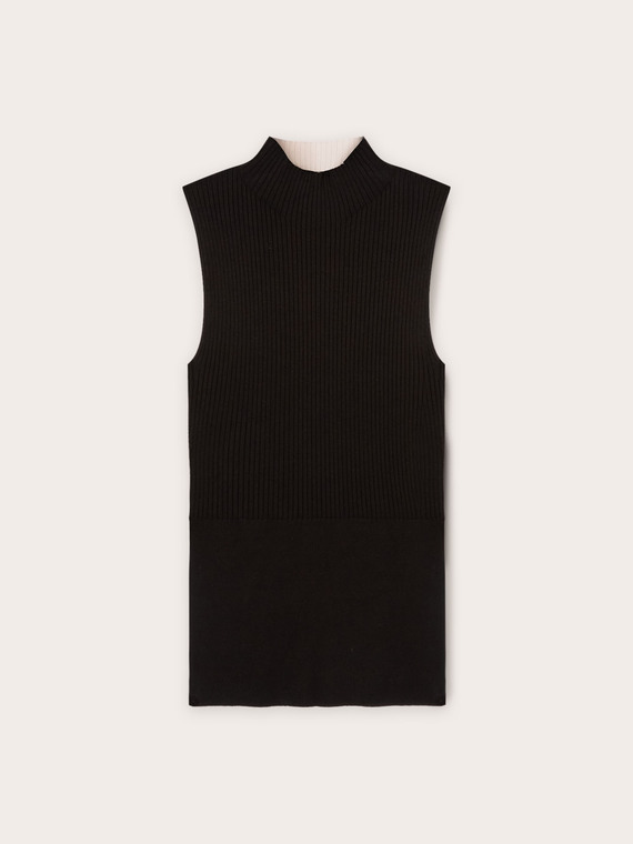 Two-tone knit tank top