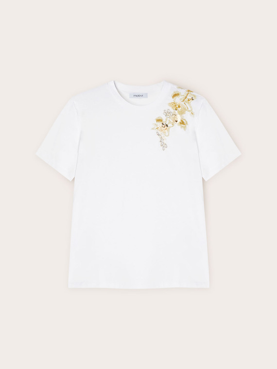 T-shirt with embroidery