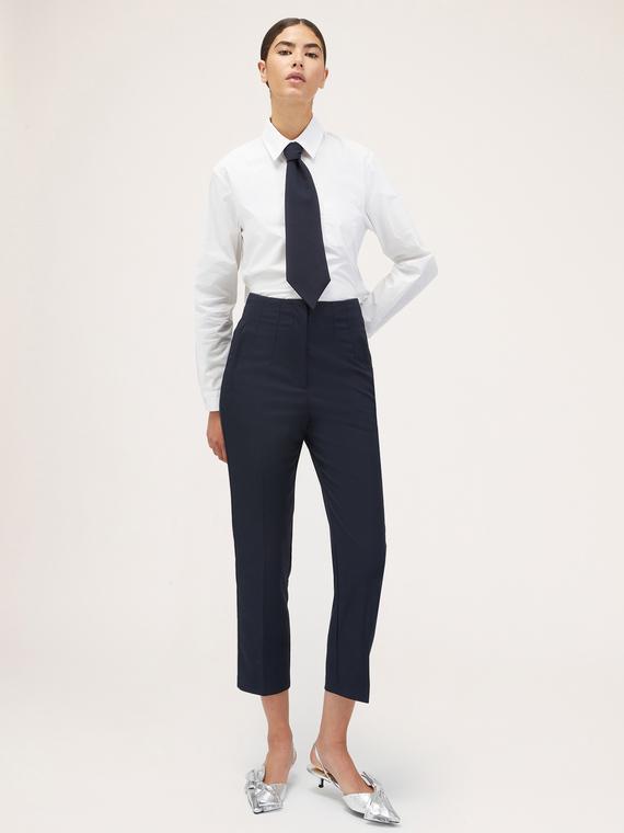 High-waisted carrot trousers