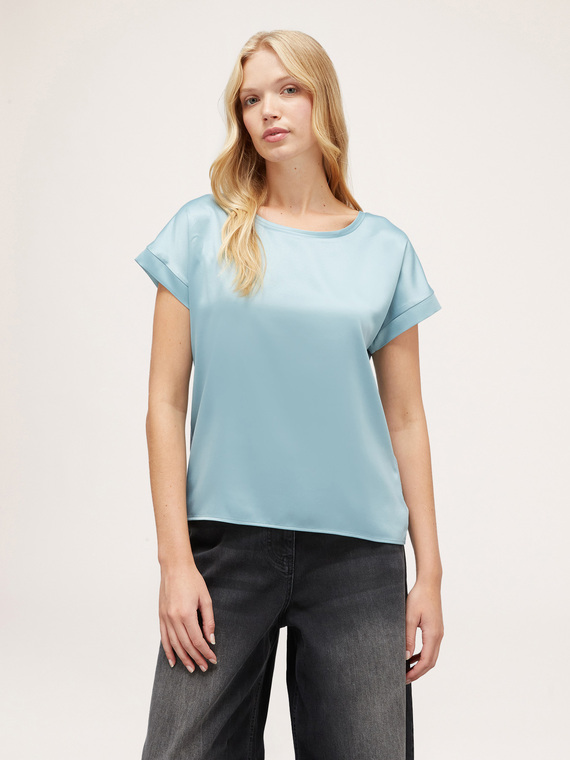 Dual fabric T-shirt