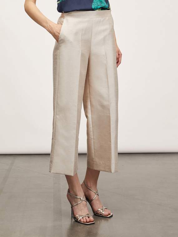 Shantung-effect cropped trousers