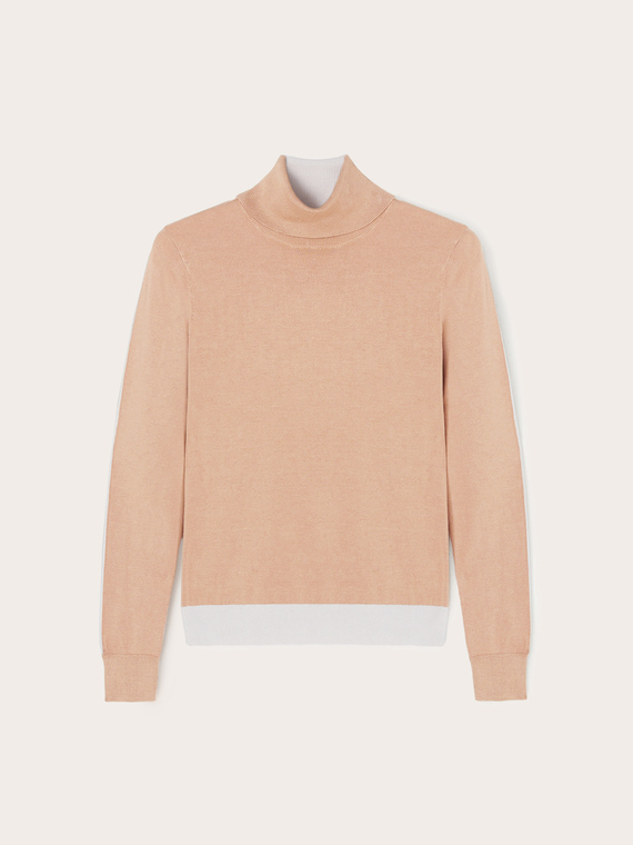 Two-tone knit turtle neck