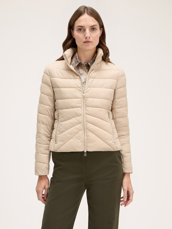 Lightweight padded jacket