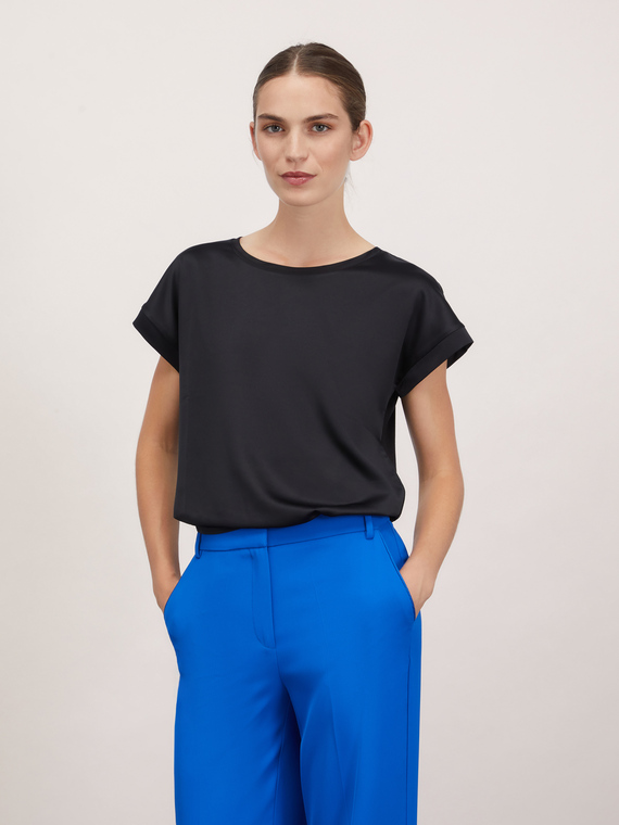 Dual fabric T-shirt