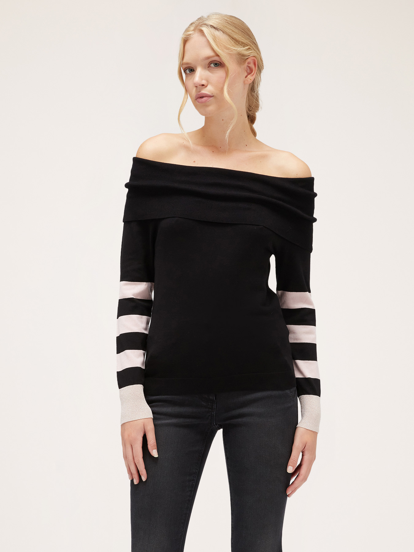 Maglia off-shoulders con maniche a righe image number 0