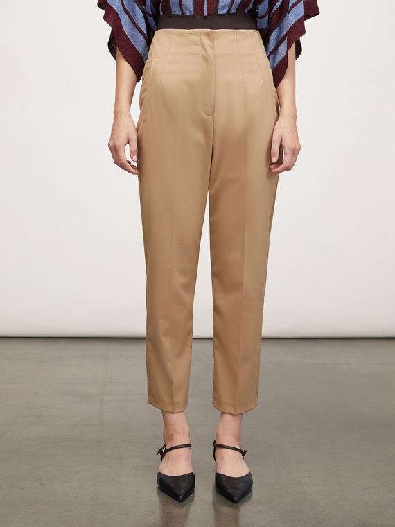 High-waisted carrot trousers