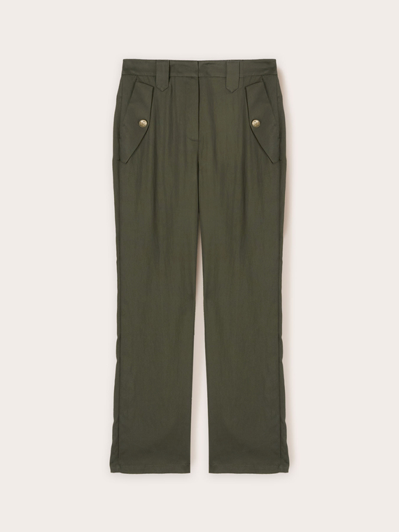 Regular trousers with pockets