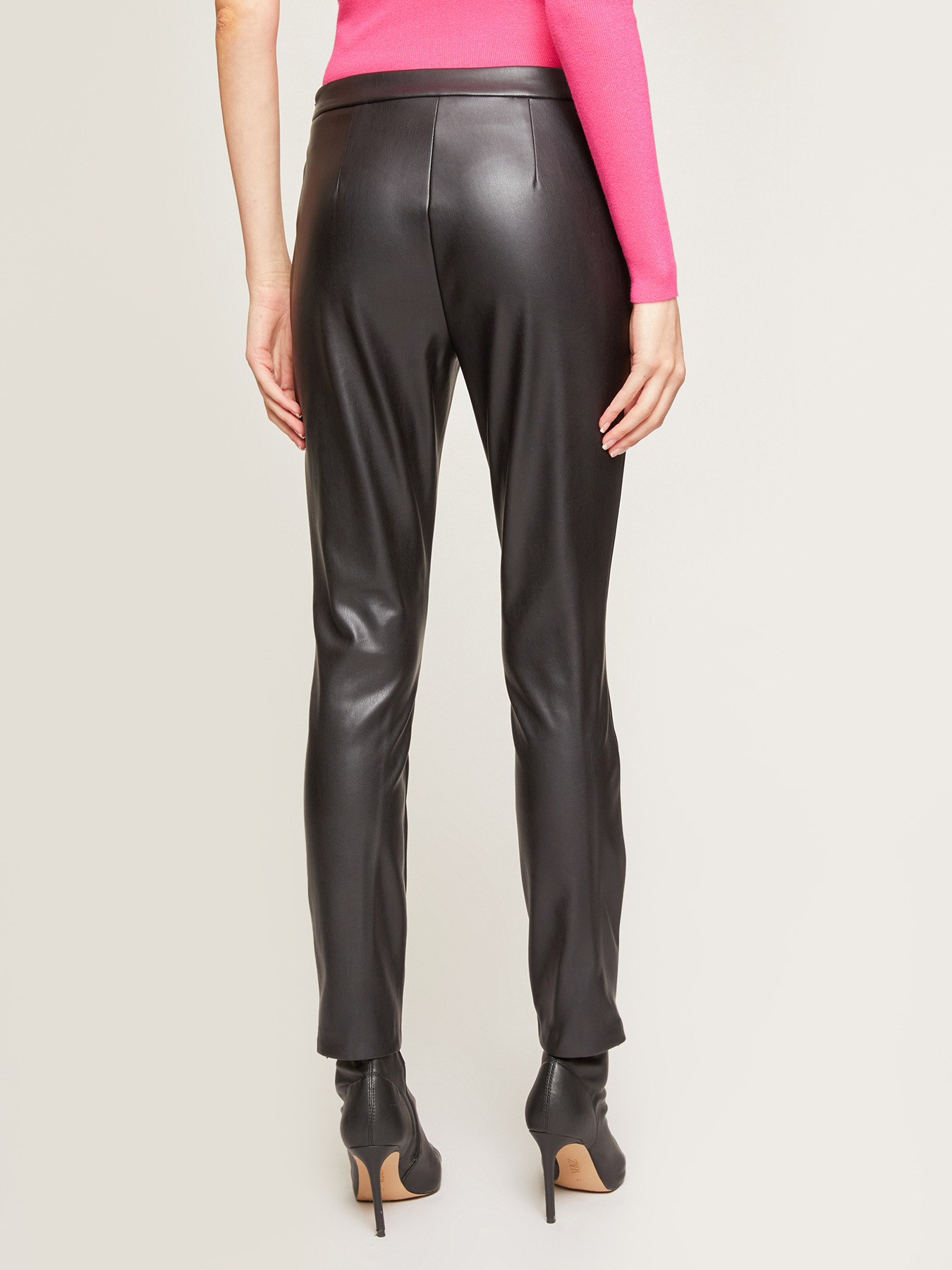 Shop Antony Morato Men Black Solid Super Skinny Trouser | ICONIC INDIA –  Iconic India