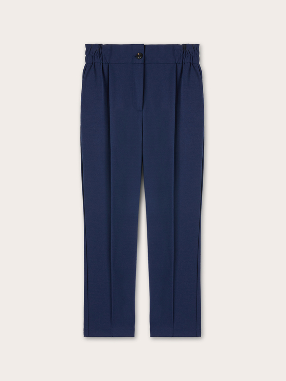 Flowing trousers in crepe fabric