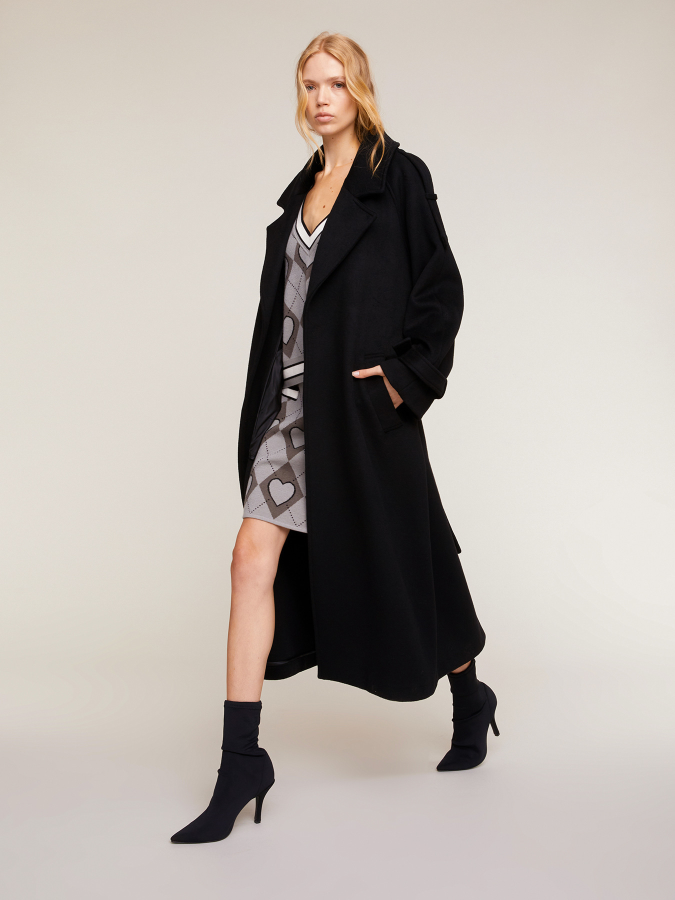 LOUIS VUITTON Size 36 Black Solid Polyester Wool Wide Leg Dress