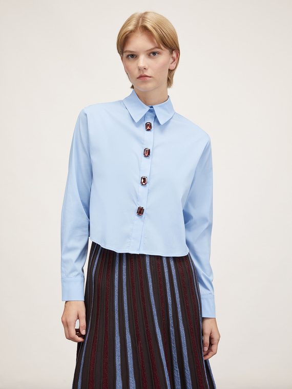 Cropped shirt with jewel buttons