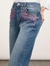 Jeans wide leg con ricamo di pietre image number 2