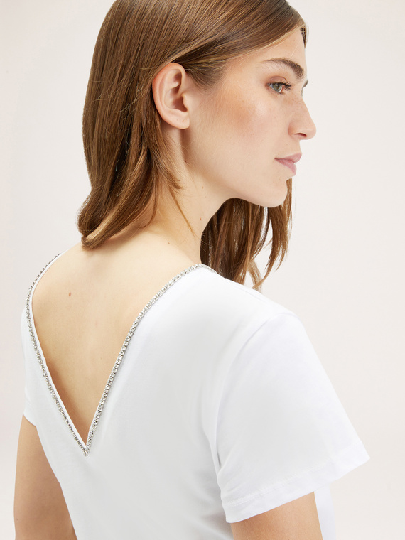 T-shirt with back neckline and stone embroidery