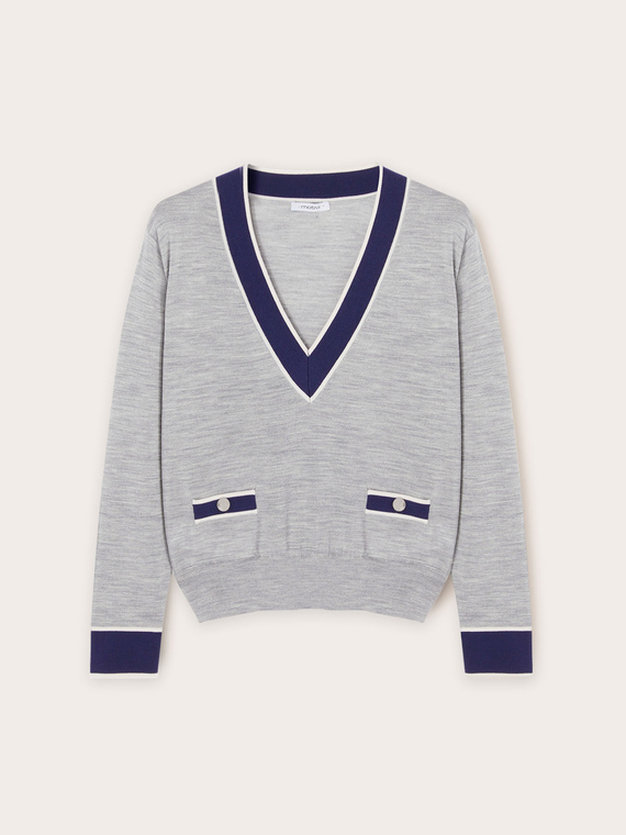 Sweater with contrasting wool edges